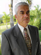 Edward Santos, Representante de Sudamérica de Die Cast Machinery, LLC